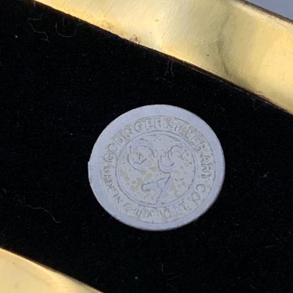 Royal Doulton Old Country Roses Silver Gold Collection Footed Napkin Holder - Picture 9 of 9